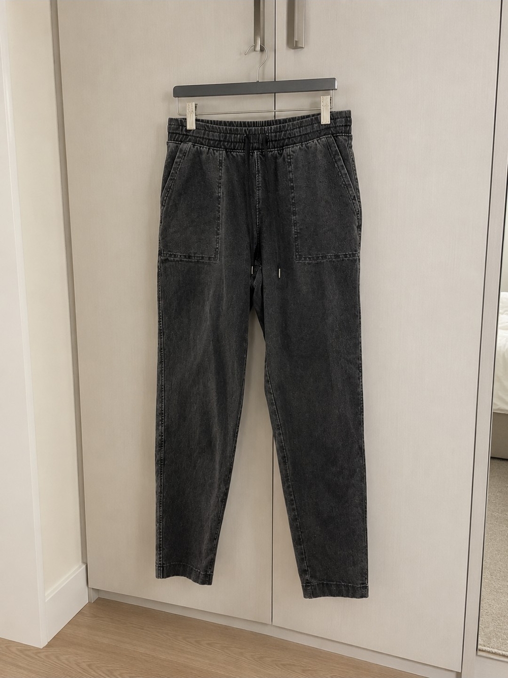 Uniqlo Women's Black Washed Jeggings